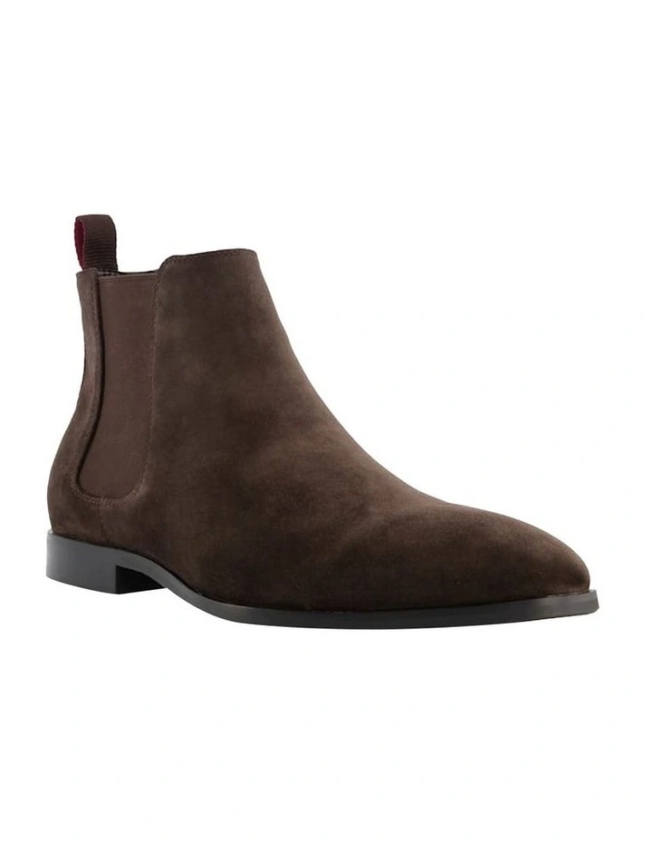 Mantle Boots in Dark Brown