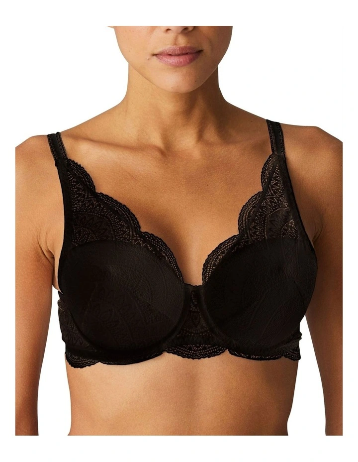 Karma 3D Contour Bra in Black