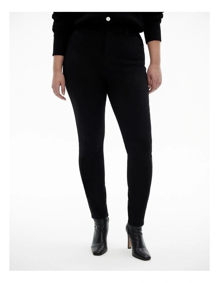 Full Length Skinny Jean in Black