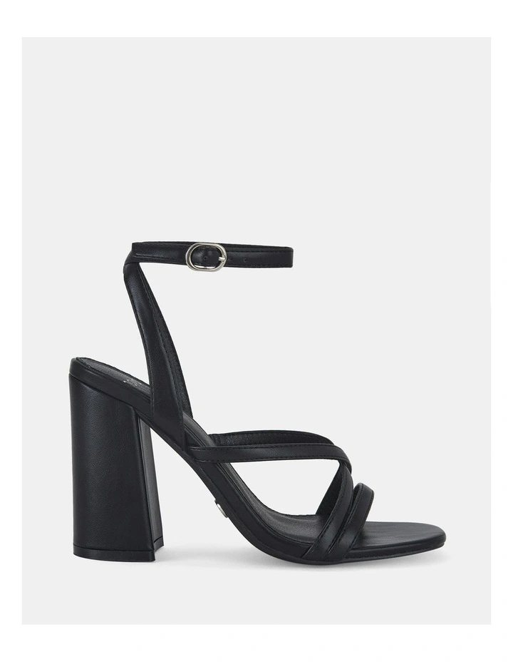 Zeremy Heels in Black