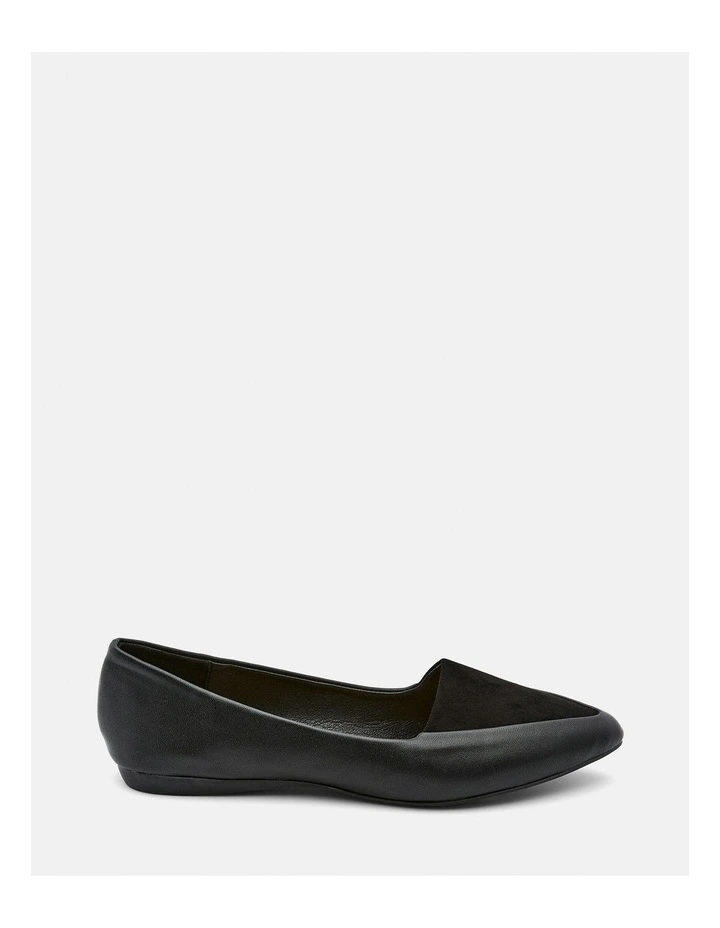 Cleopatra Ballet Flats in Black