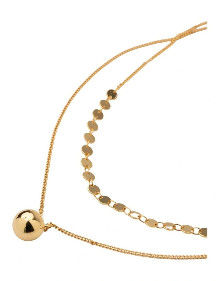 Two Layer Necklace With Coin in Gold