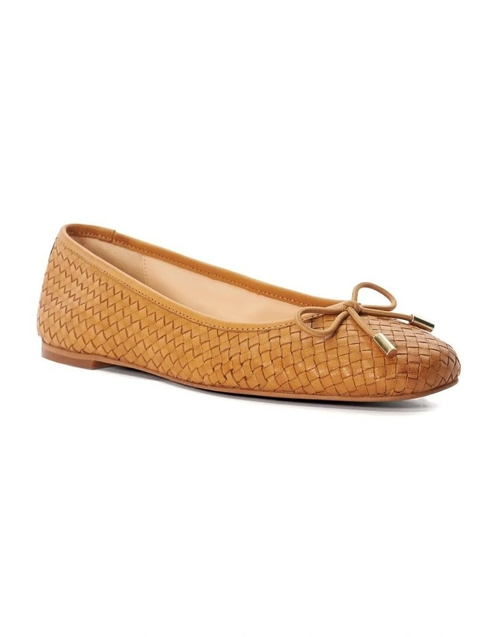 Heights Ballet Flat in Tan