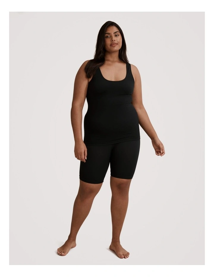 Seamfree Contour Cami in Black