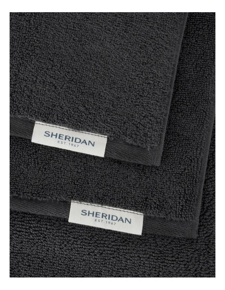 Aven Towel Collection in Graphite