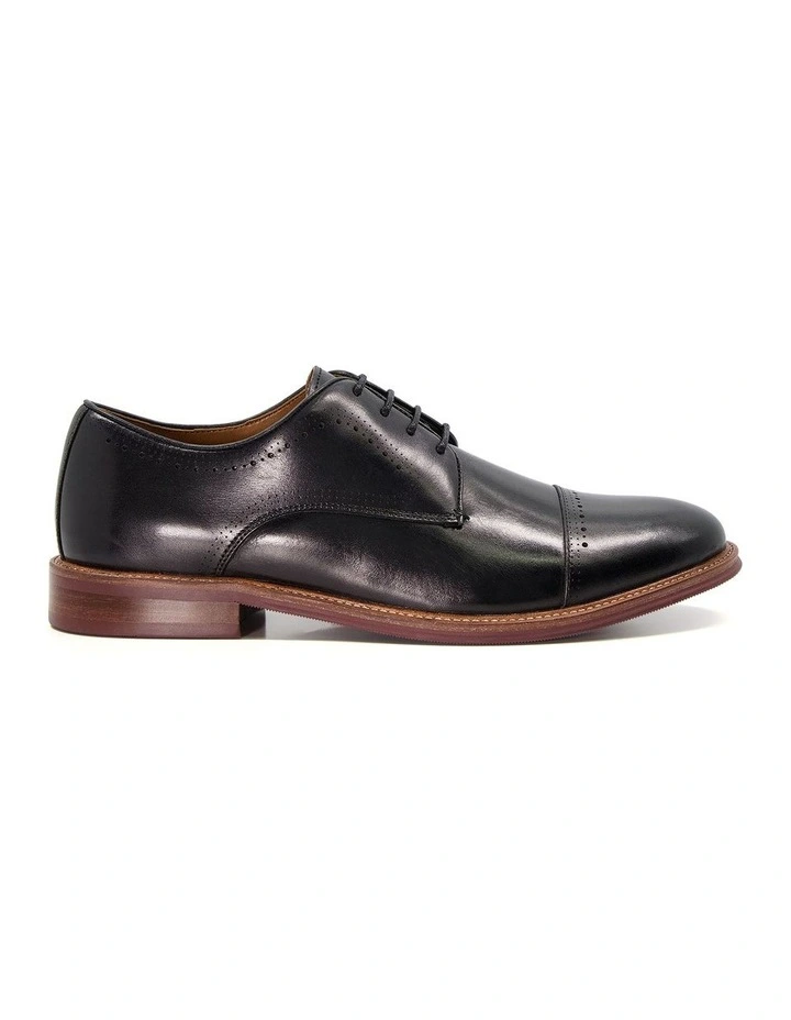 Savion Lace Up Shoe in Black