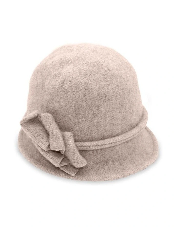 Joy Woolen Pull On Hat in Sand