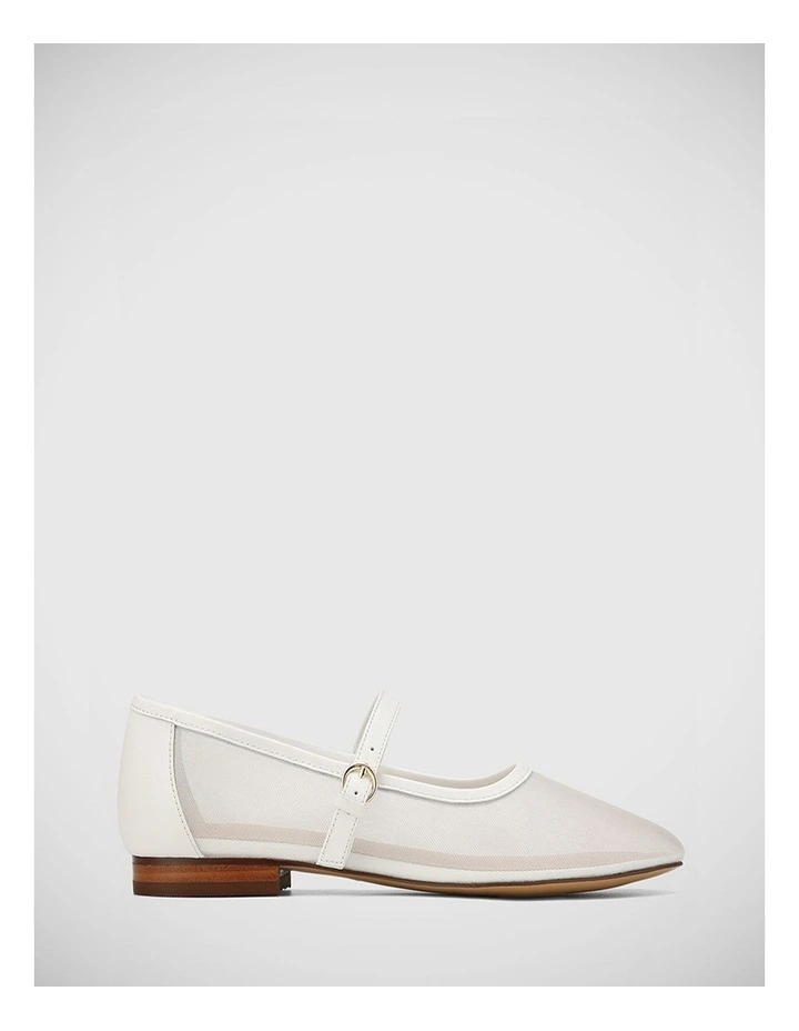 Alora Mesh Textile Flat in White
