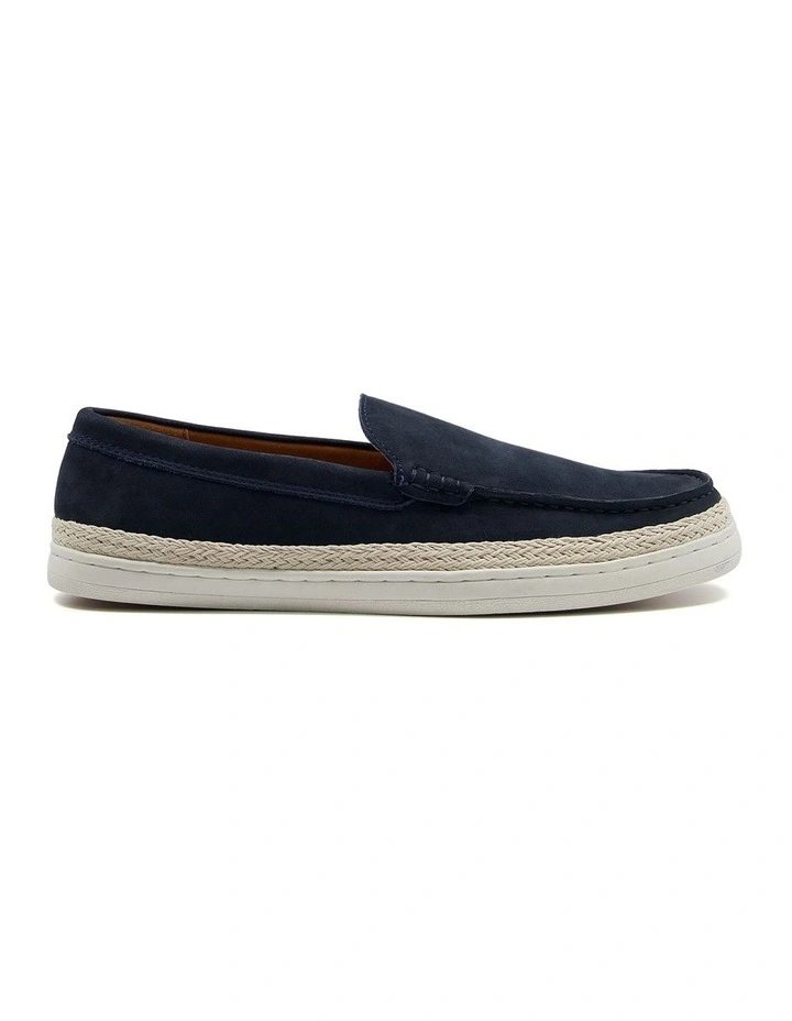 Brayley Casual Shoe in Navy