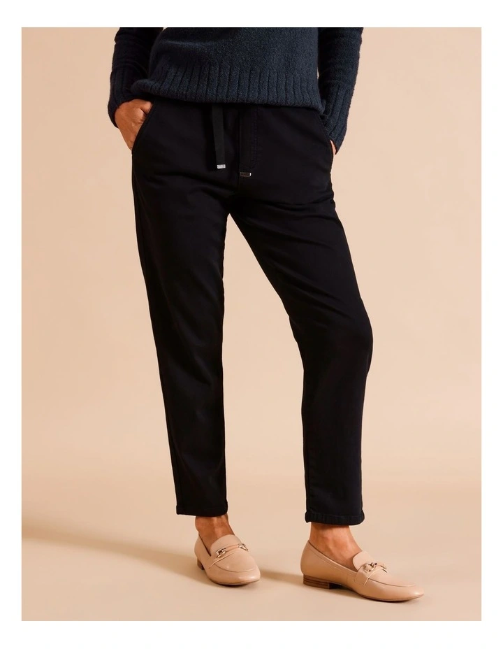 Organic Cotton Blend Relaxed Stretch Denim Pant In Black