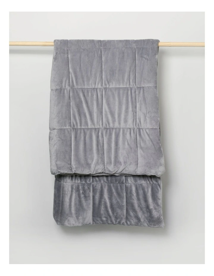 Quilted Plush Blanket in Grey
