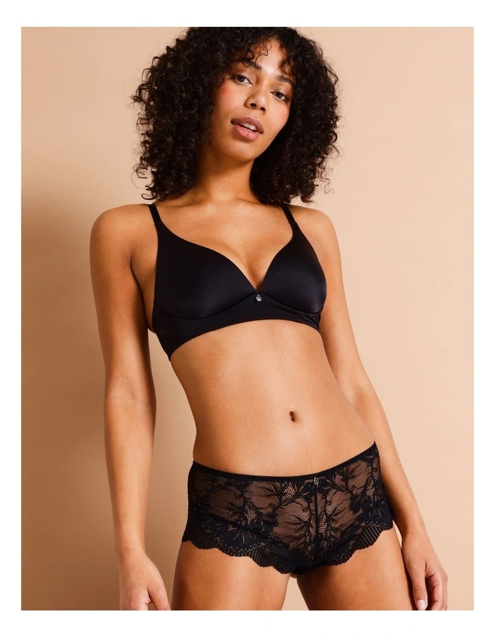 Pure Comfort Wirefree Contour Bra in Black