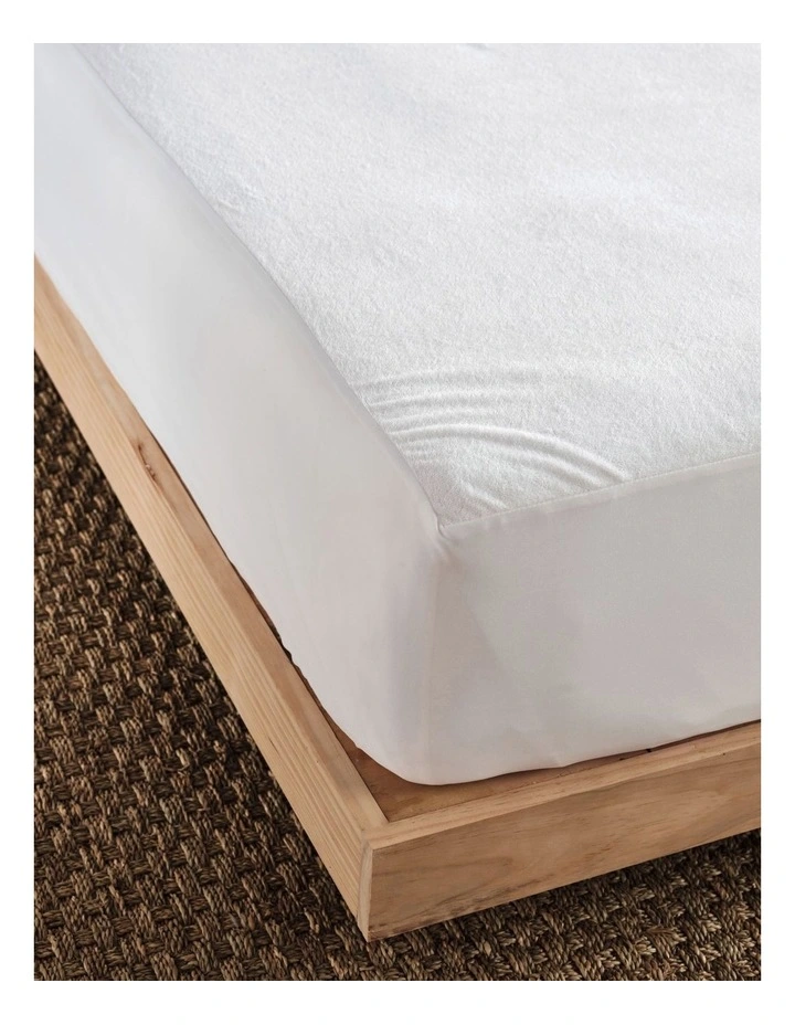 Everyday Waterproof Mattress Protector in White