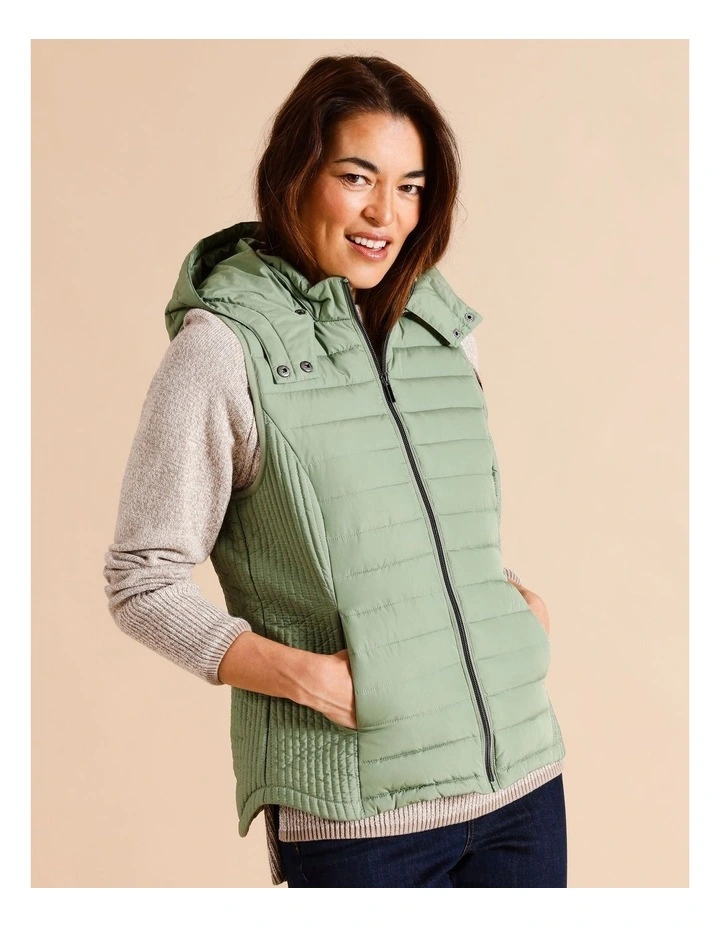 Recycled Polyester Straight Quilted Vest With Removable Hood In Moss