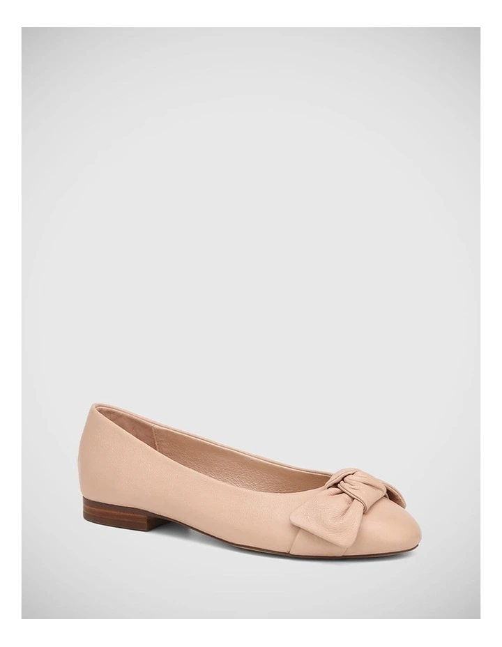 Ariana Leather Ballet Flat in Ballet Pink