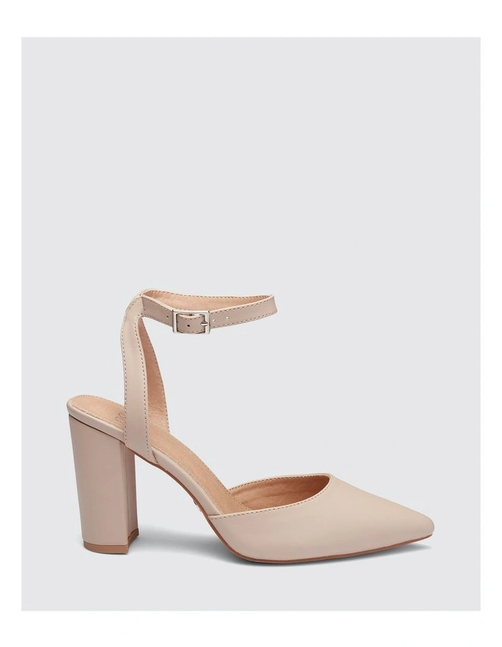Ivie Pumps in Nude