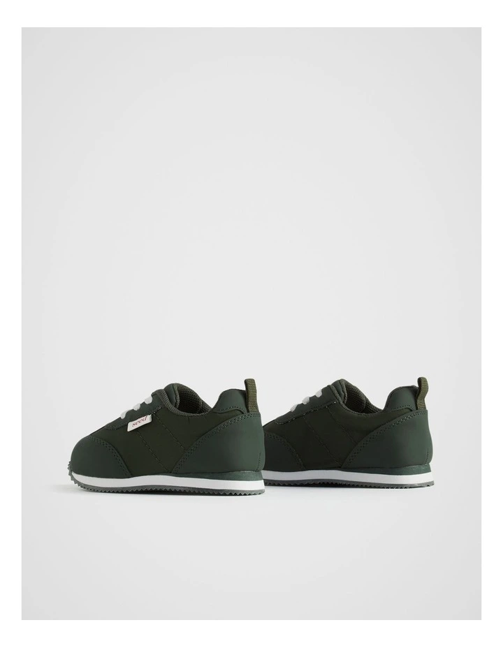 Elastic Jogger Shoes in Pine