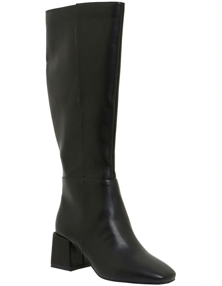 Tabby Black Smooth Boots