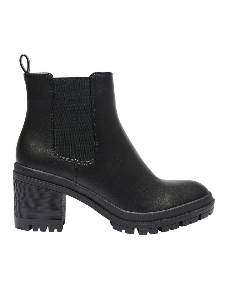 Keira Boot In Black Smooth