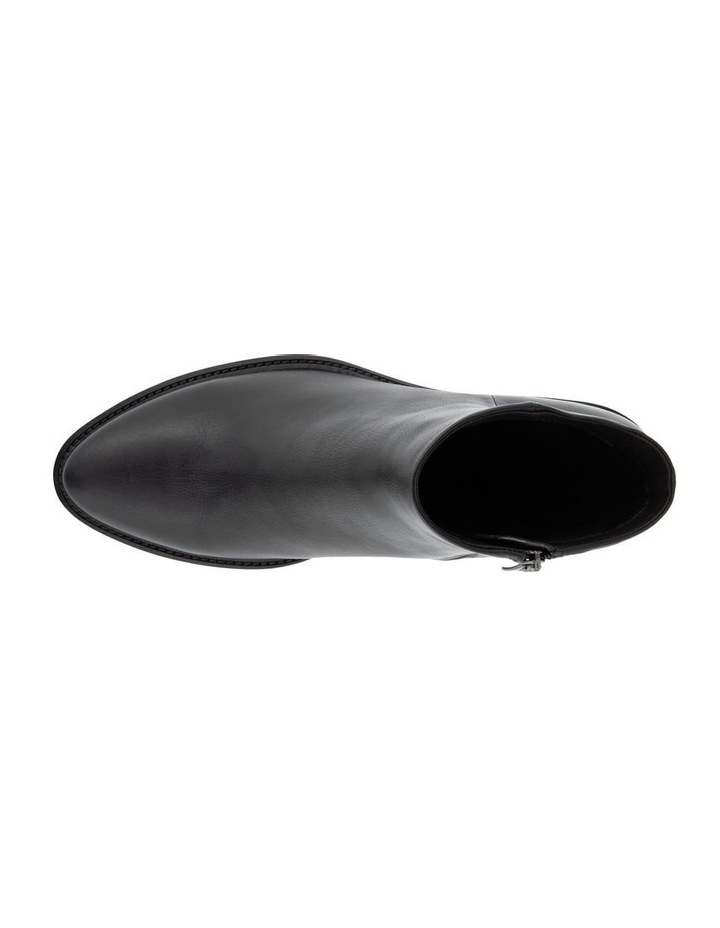 Shape 35 Sartorelle Boot In Black