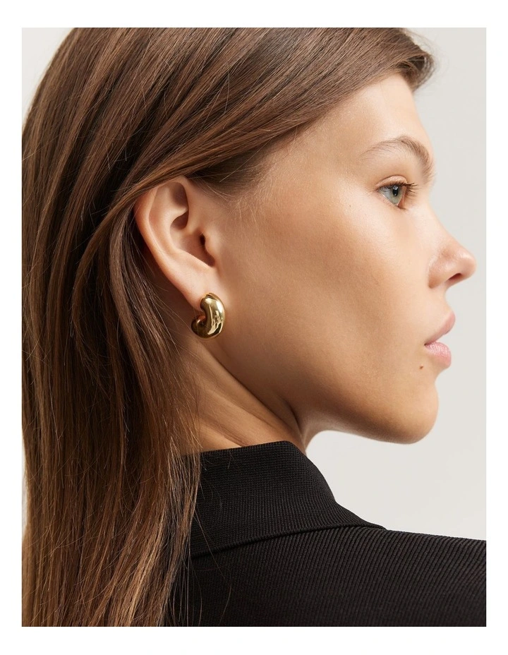 Large Round Hoop Earring in Gold