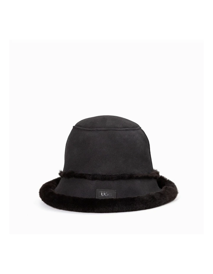 Sheepskin Bucket Hat in Black