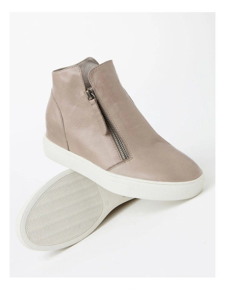 Cane Leather Wedged Sneaker in Taupe