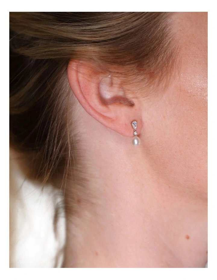 Dainty CZ & Pearl Drop Earring in Silver