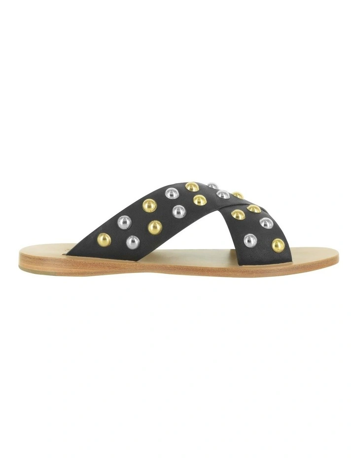 Breana Flat Sandals in Black