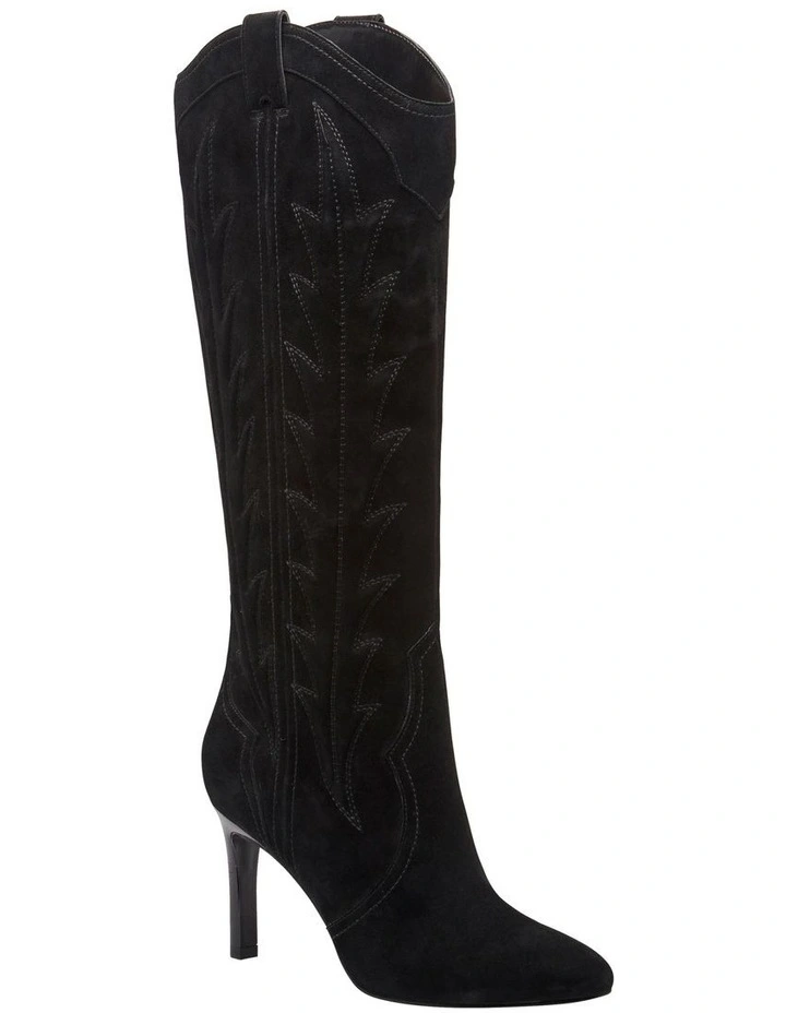 Radory Boot in Black