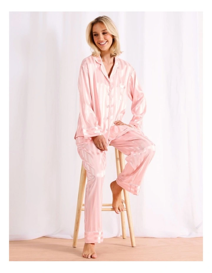 Luxe Satin Jacquard Long Sleeve Pyjama Set in Pink