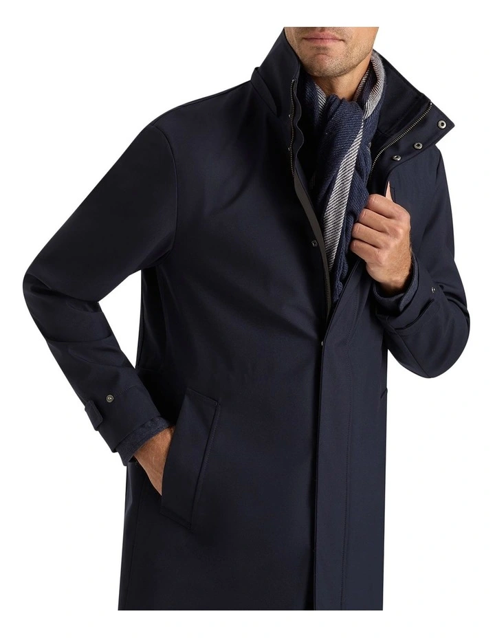 Travis Jacket in Navy