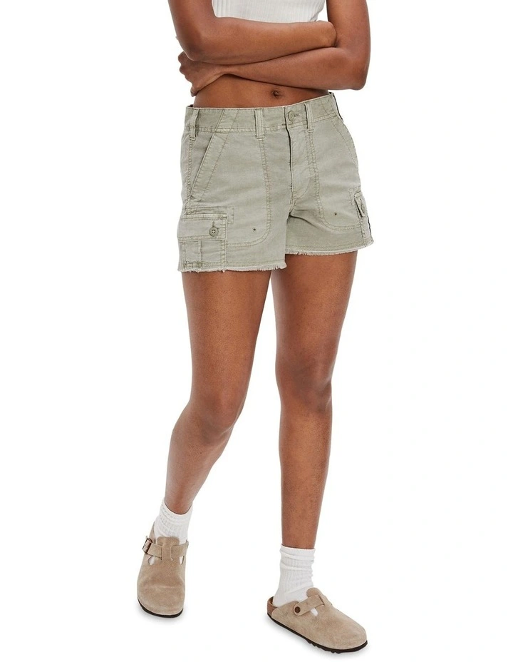 Snappy Stretch 90s Boyfriend Cargo Short in Olive