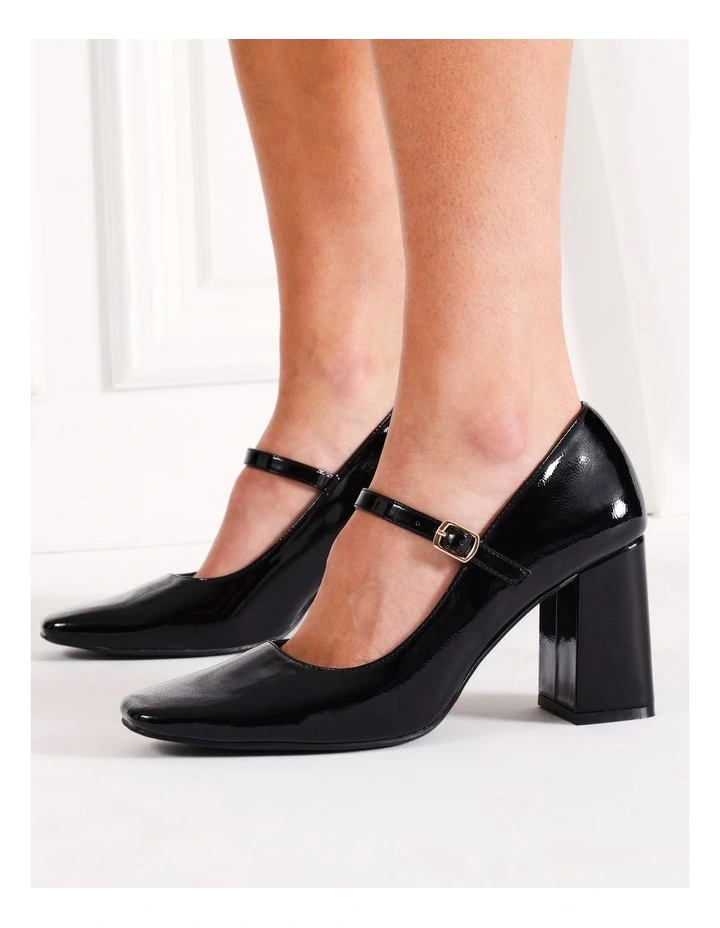 Waverley Heeled Shoe in Black Patent