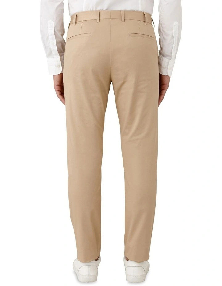 Gerrard Tailored Fit Trouser in Sand