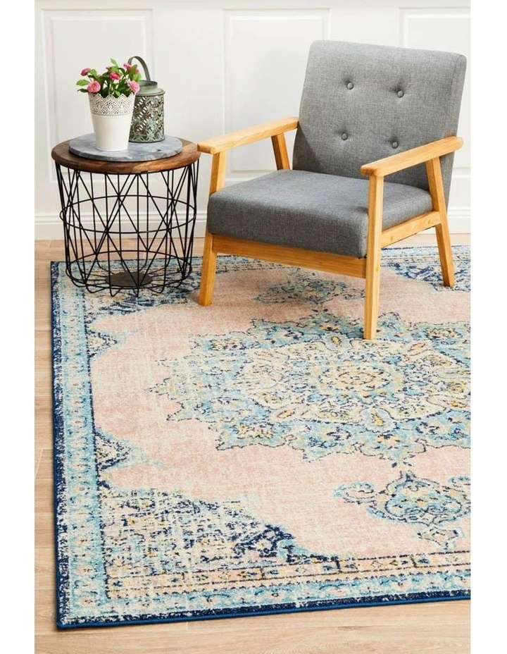 Avenue 706 Flamingo Rug In Multi