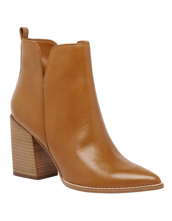 Birds Boots