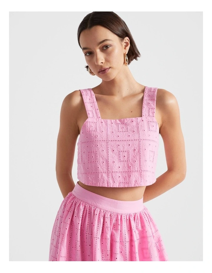 Broderie Top in Pink