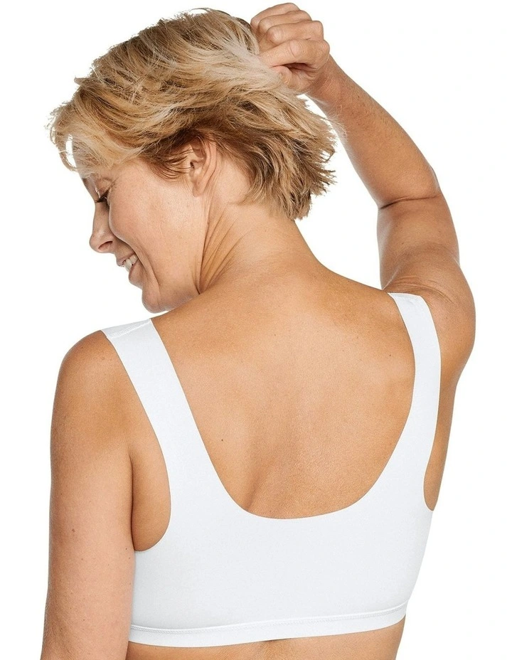 Wellness Padded Wirefree Front Close Bra in White