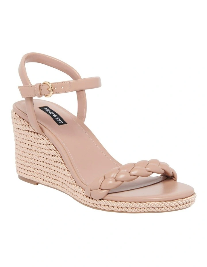 Tammie Wedge Sandal in Pink