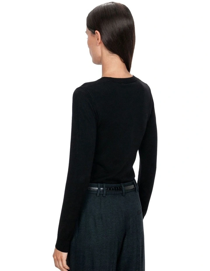 Long Sleeve Round Neck Knit Top in Black
