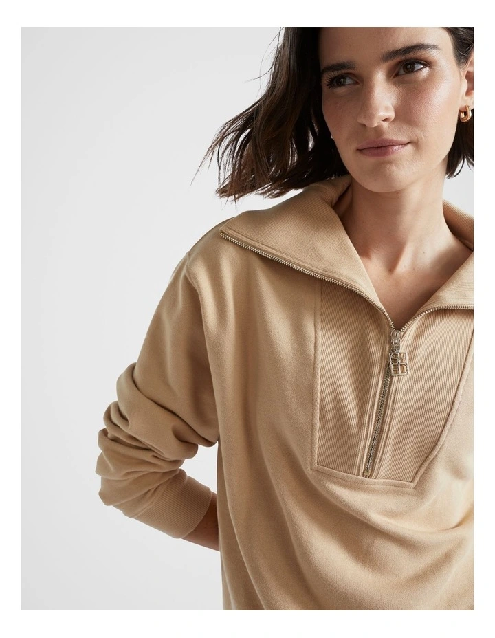 Core Heritage Half Zip Sweat in Champagne Beige
