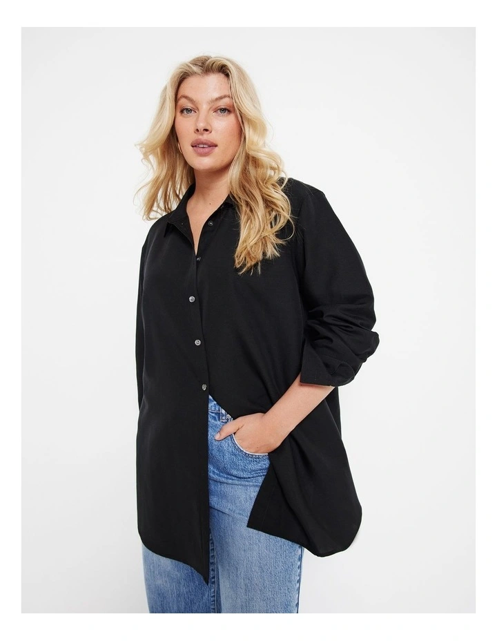 The Linen Blend Relaxed Shirt in Black