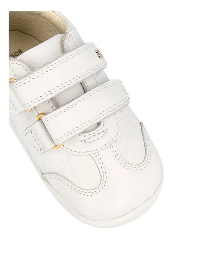 Step Up Sprite Embossed Shoes in White