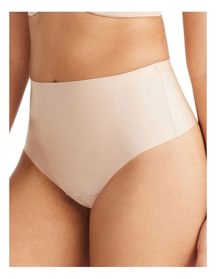 No VPL Waisted Thong in Beige