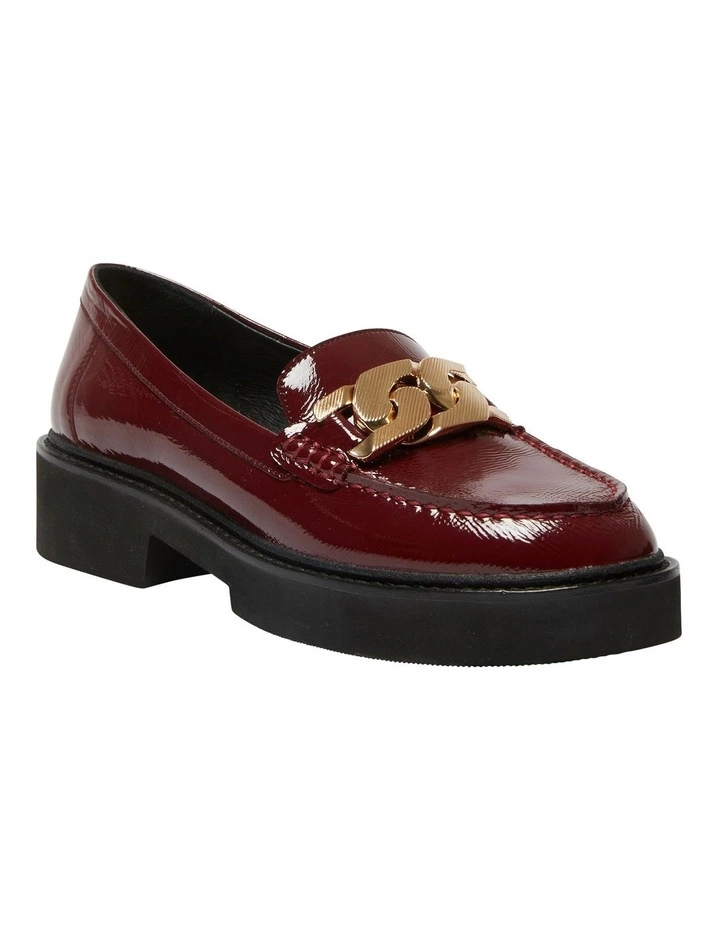 Admire Leather Flat Shoes in Wine Patent
