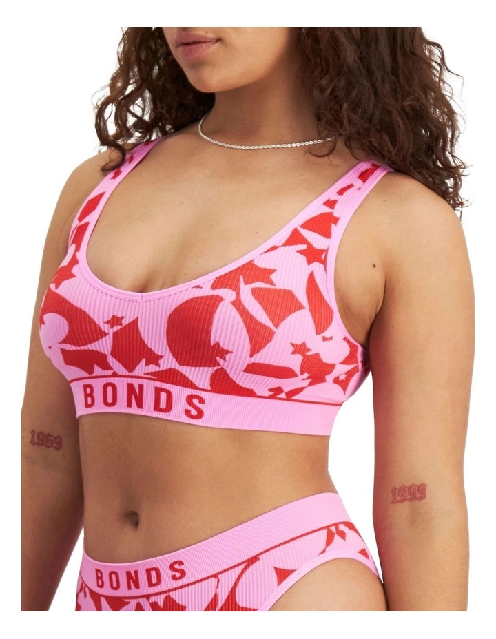 Retro Rib Deep V Crop in Star Gazer Red