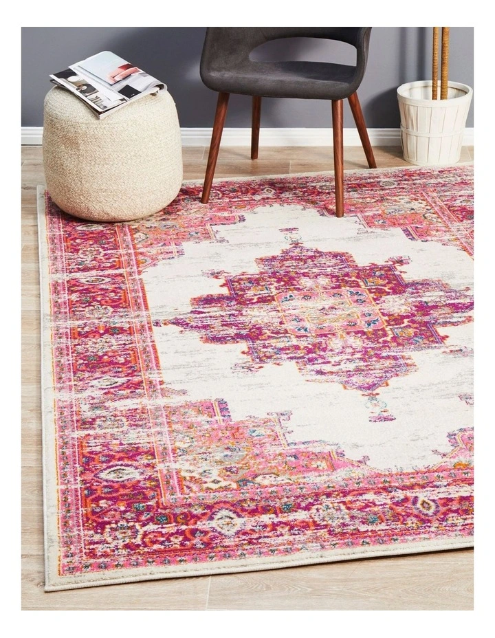 Babylon 211 Rug in Pink