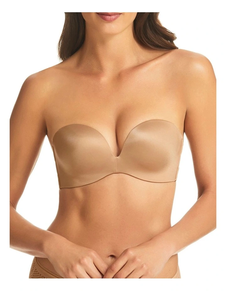 Refined 4 Way Convertible Wireless Strapless Bra in Nude