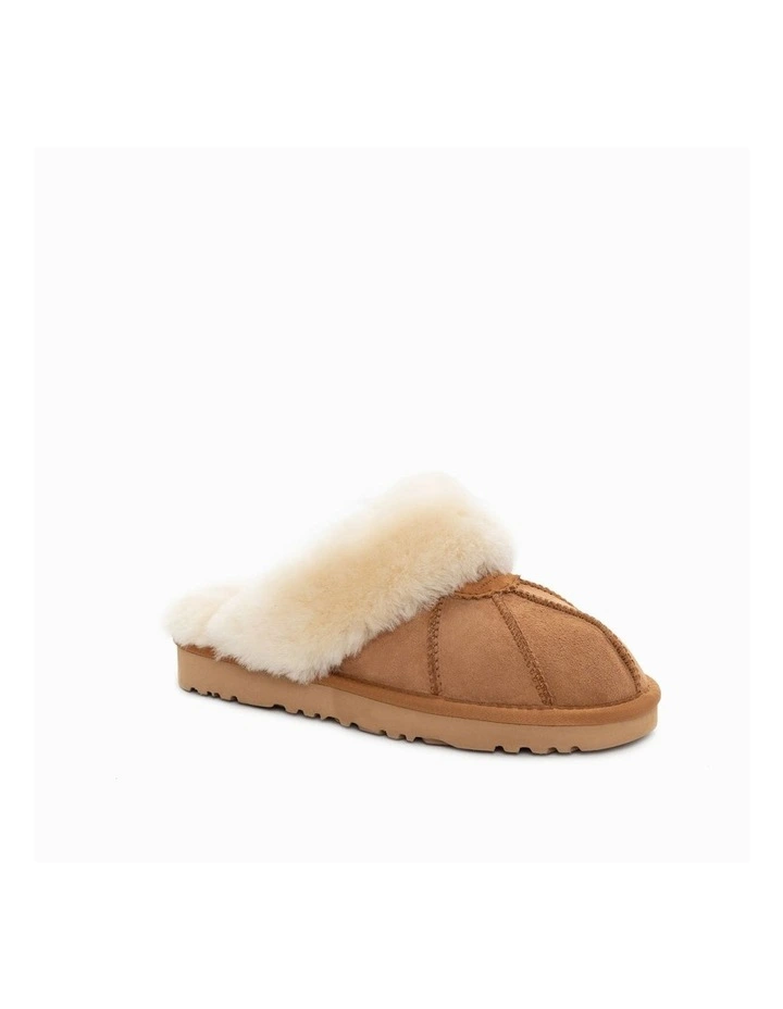 Dion Unisex Slippers in Chestnut